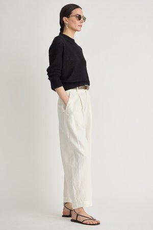 Apiece Apart bari cropped trouser cream detail