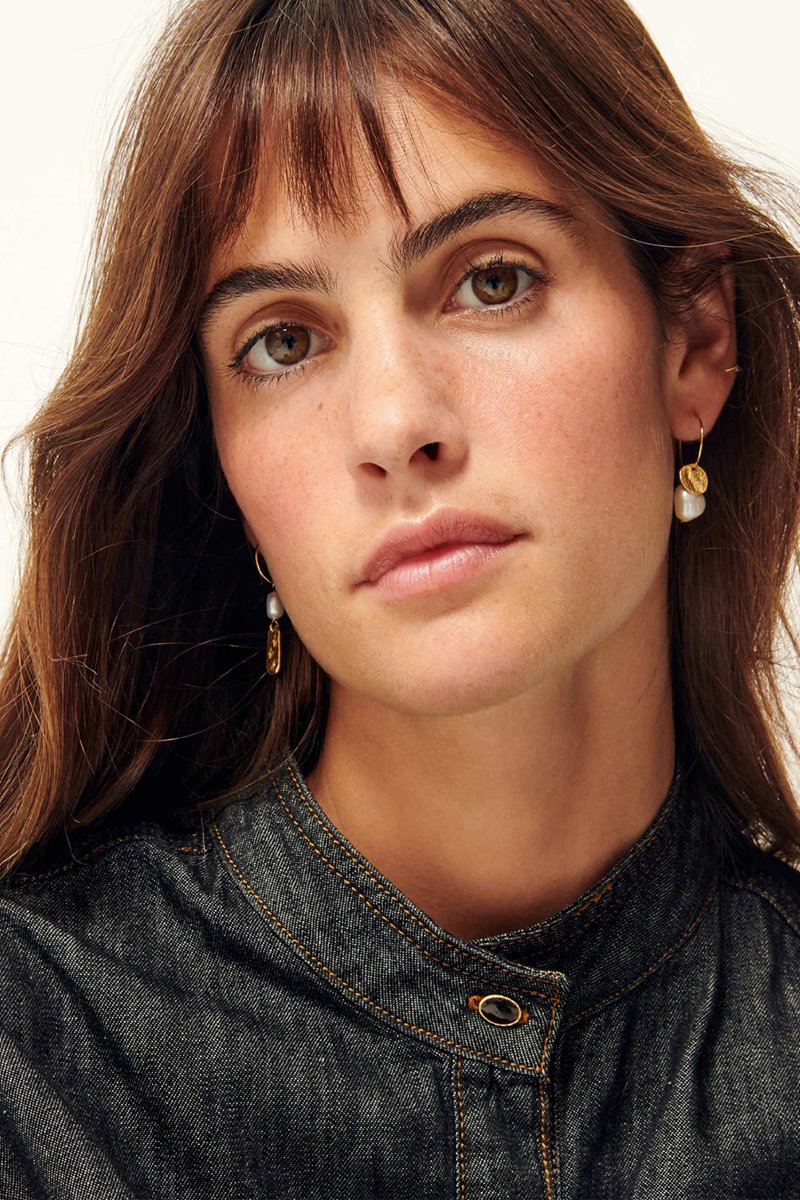 Sessun soren pearl earrings side