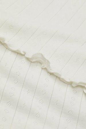 Skall Studio edie tee off white side Skall Studio edie tee off white side