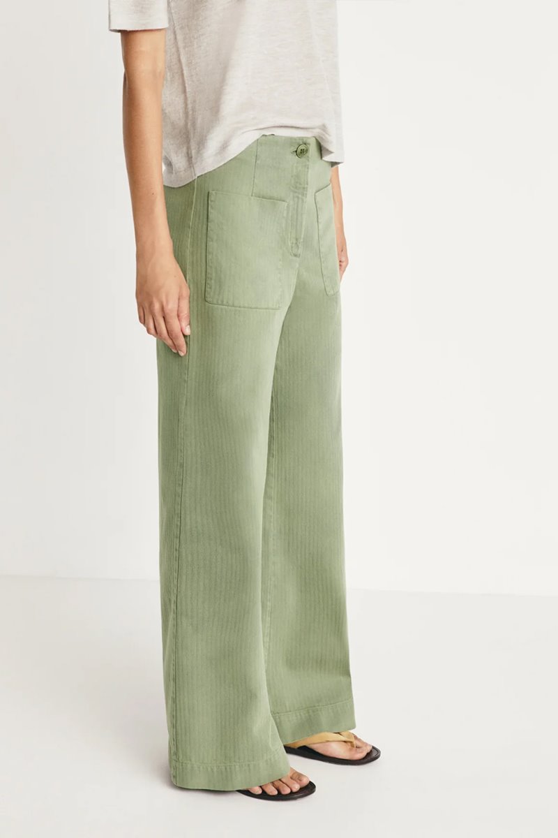 Masscob horts trouser liquen back Masscob horts trouser liquen back