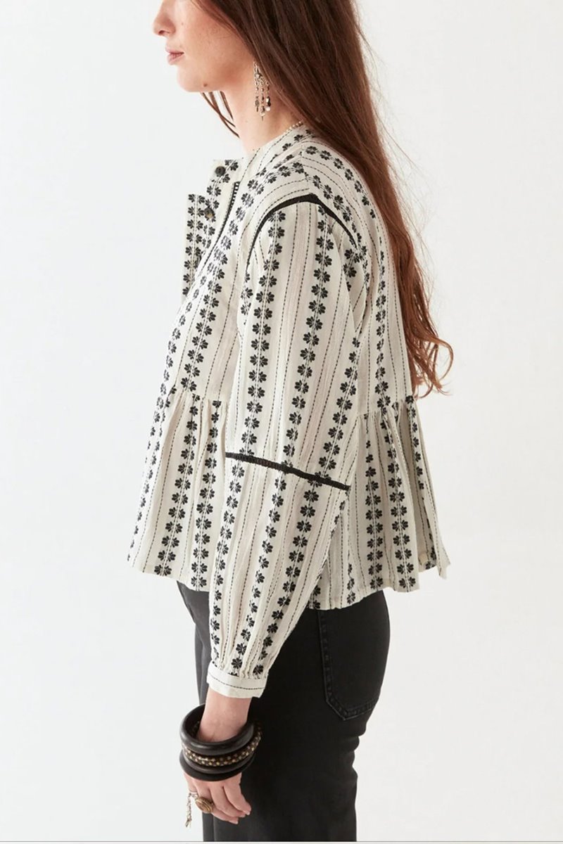 Maison Hotel consuelito blouse detail