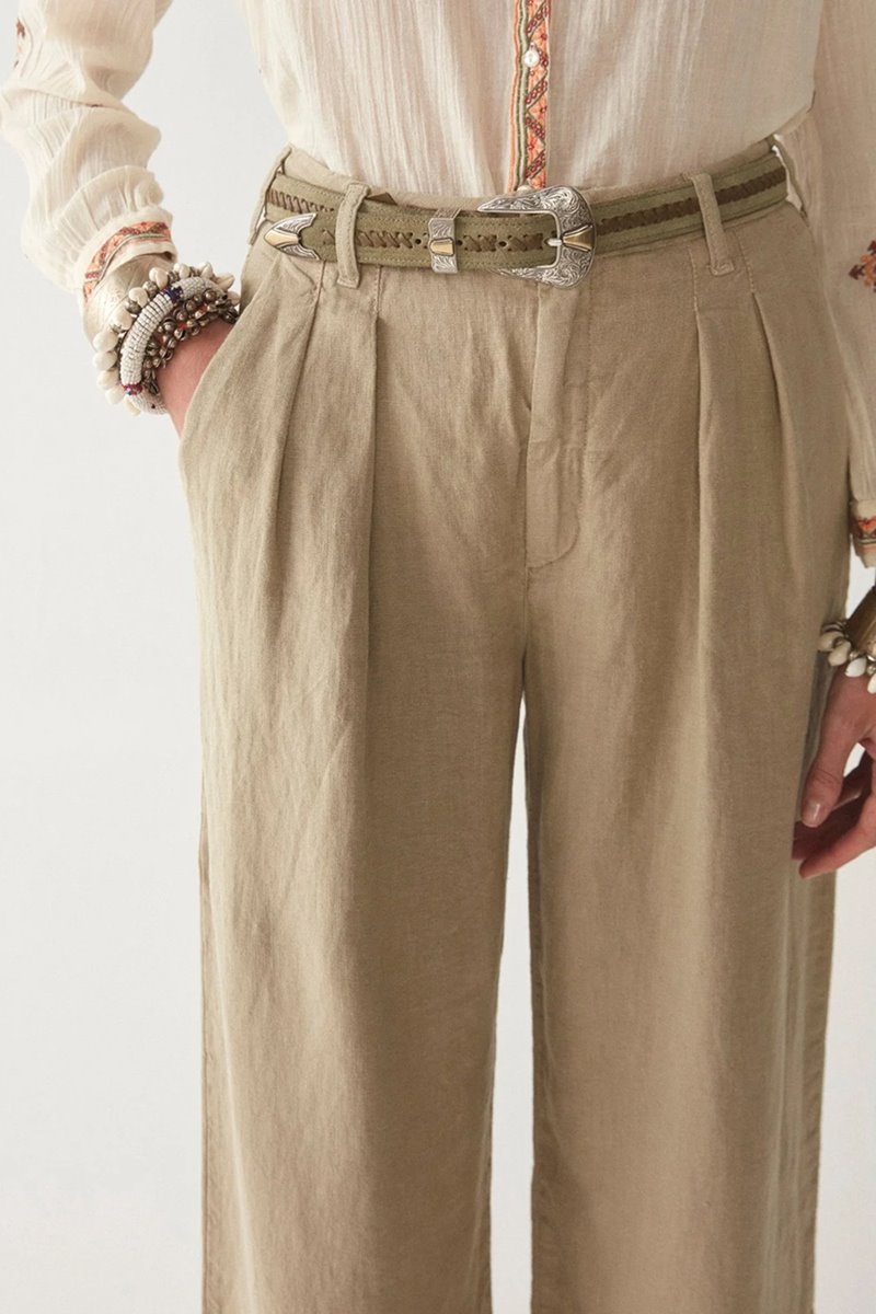 Maison Hotel marissa pant dessert detail Maison Hotel marissa pant dessert detail