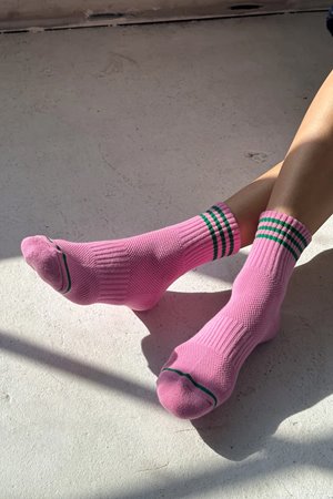 Le Bon Shoppe girlfriend sock rose pink back