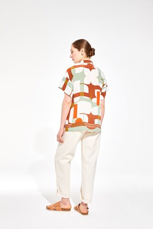 Mapoesie andrew shirt calico tan back