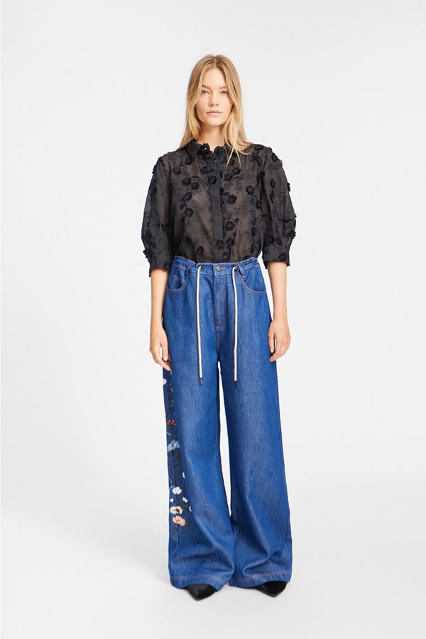 Munthe  pust top black
