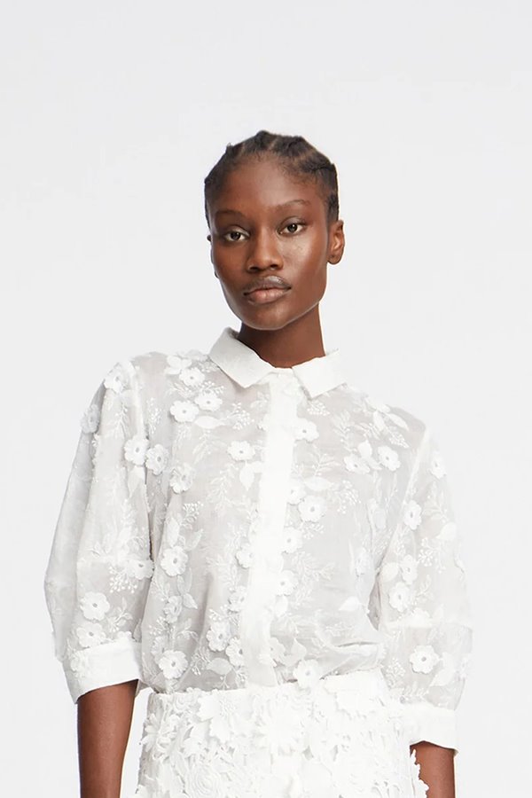 Munthe  pust top white