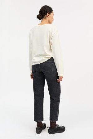 Skall Studio loui oversized top side
