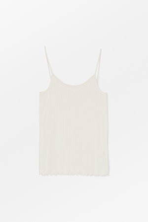 Skall Studio june cami top ecru  detail