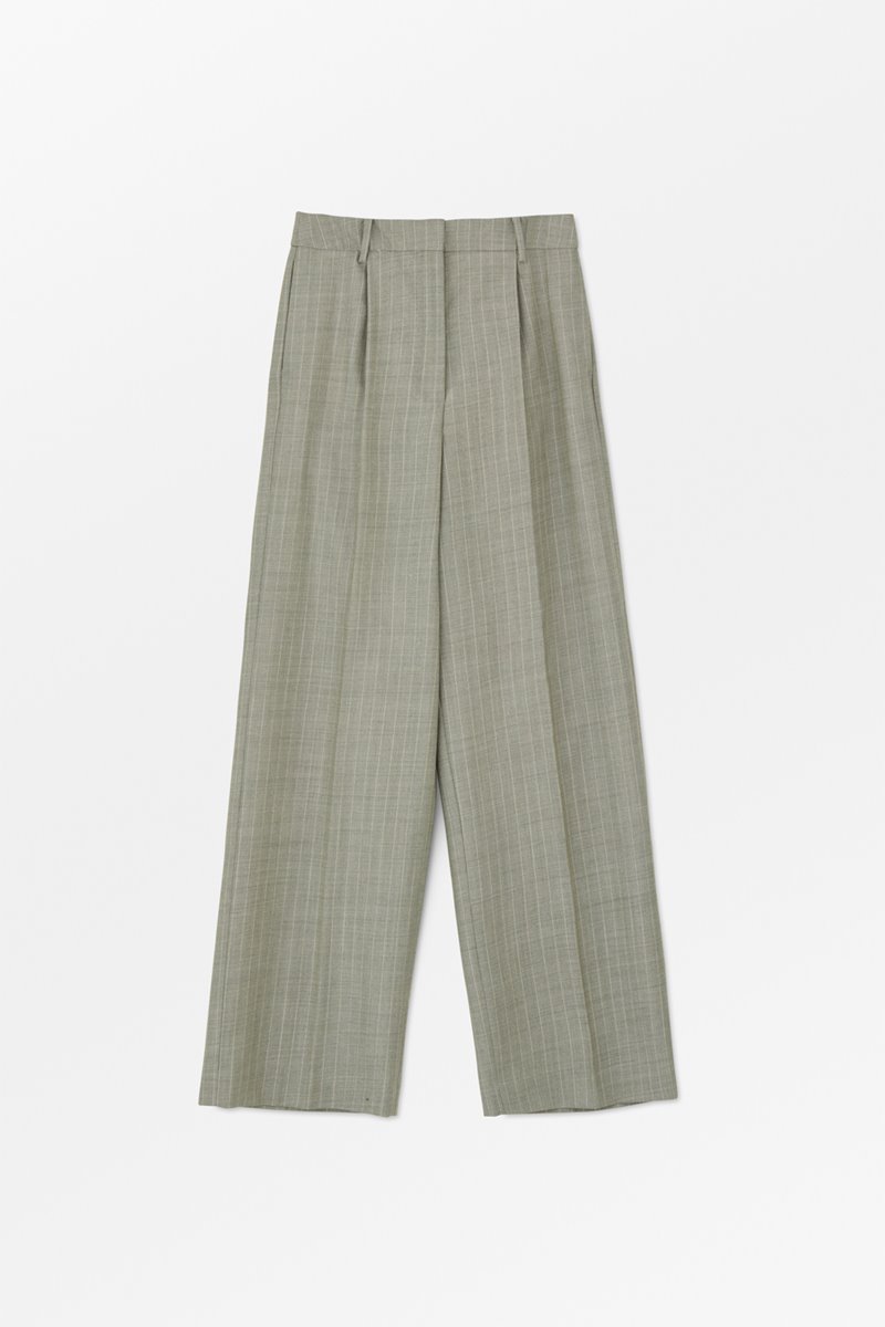 Skall Studio thom trouser light grey side