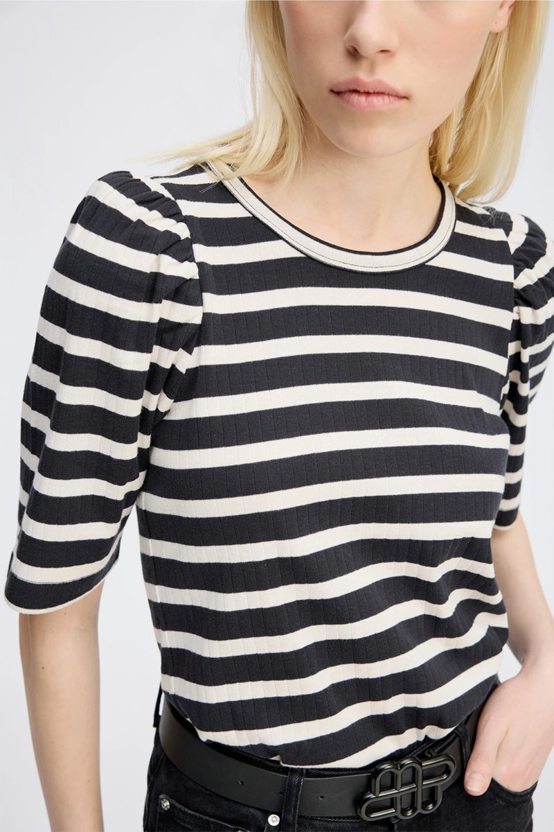Munthe  jikolaz tee black stripe side