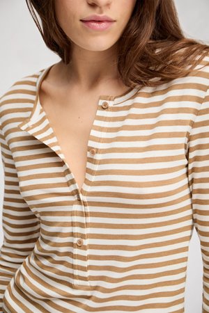 Munthe  levoma stripe long sleeve tee camel back