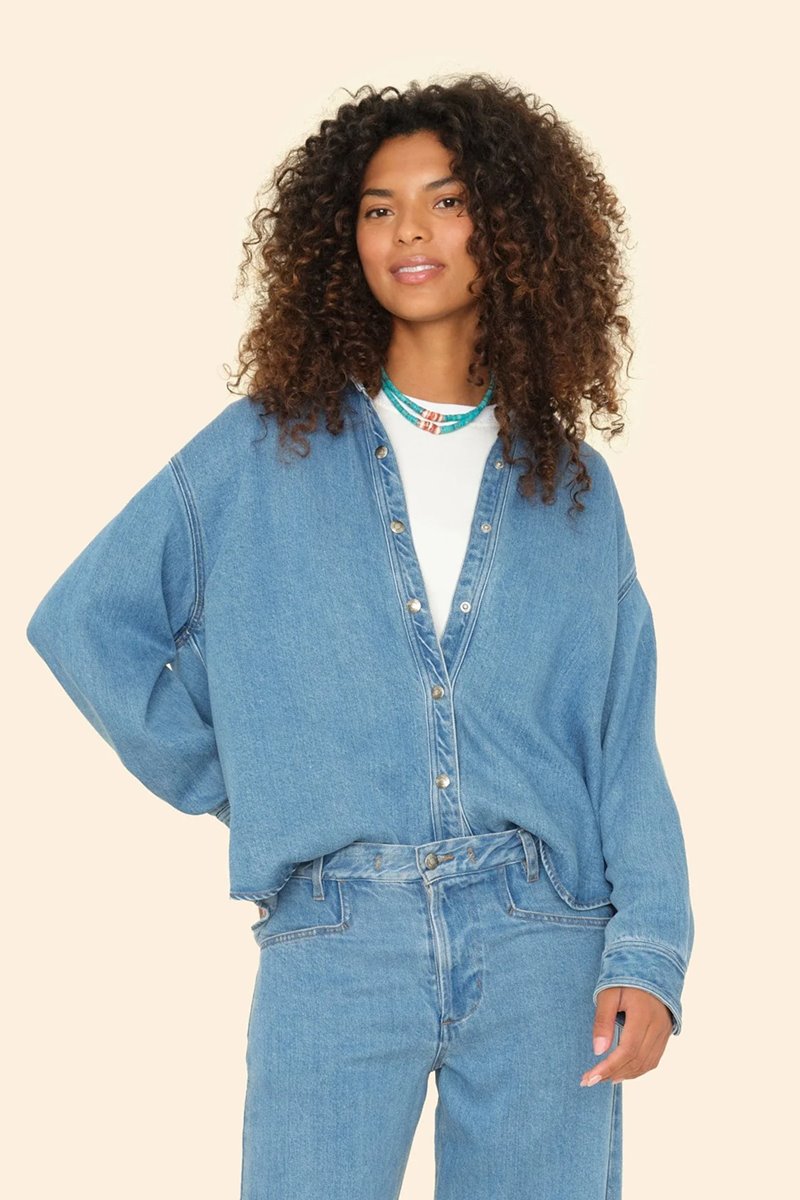 Xirena  gia shirt pacific side