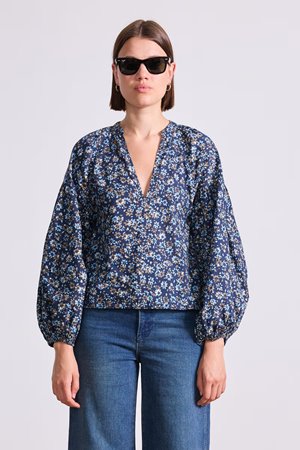Apiece Apart anfa shirred shirt ditsy