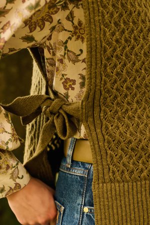 Petite Mendigote miyoko knit spinach detail Petite Mendigote miyoko knit spinach detail