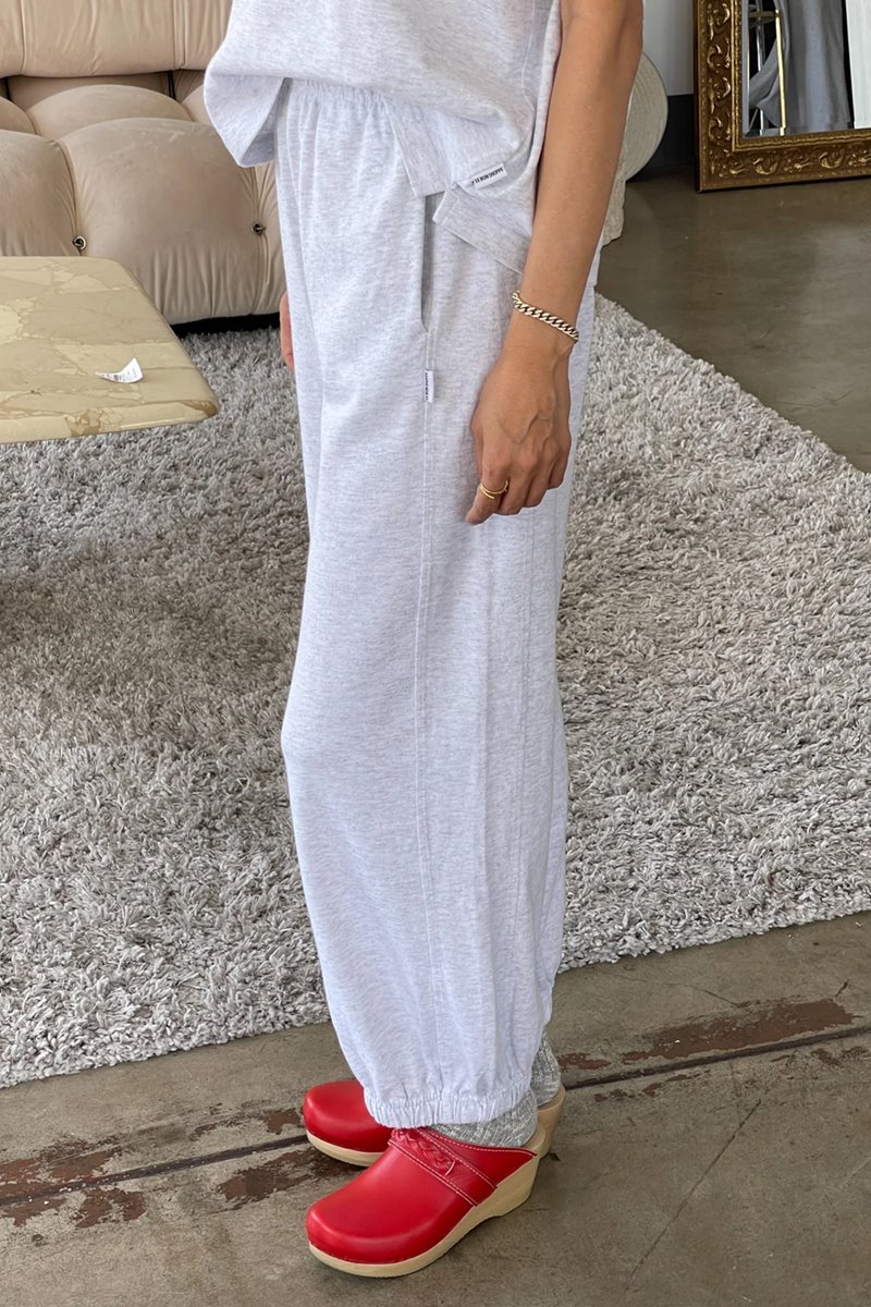 Le Bon Shoppe balloon pant icy grey back Le Bon Shoppe balloon pant icy grey back