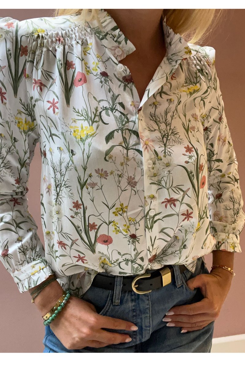 Kj's Laundry honor shirt botanical floral