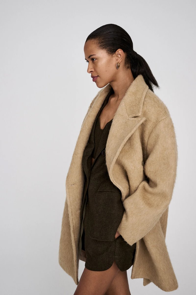 Rabens Saloner leona fuzzy coat oatmeal back