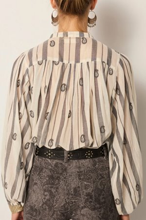 Maison Hotel perla blouse ivory paisley detail