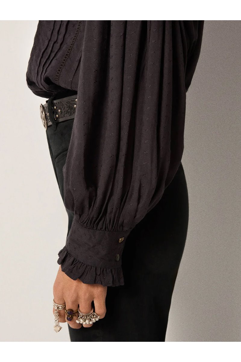 Maison Hotel lorraine blouse twightlight  side