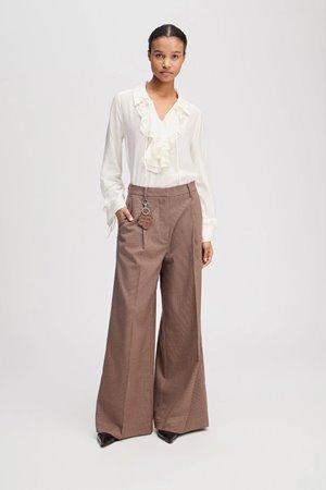 Munthe  lupon trouser brown back