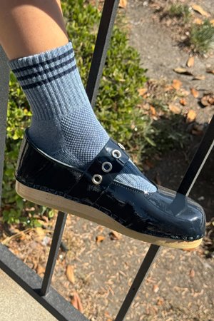 Le Bon Shoppe girlfriend sock indigo side