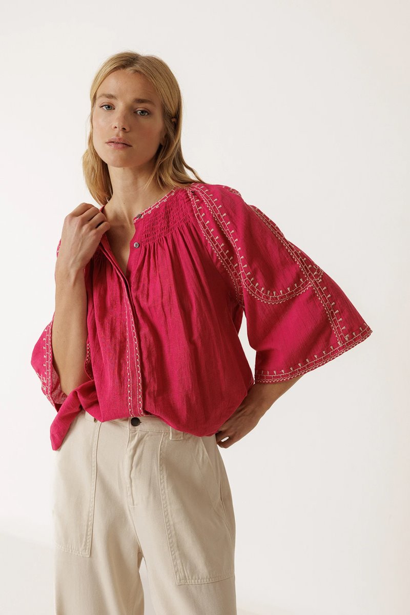 Indi & Cold  bell sleeve shirt fresca