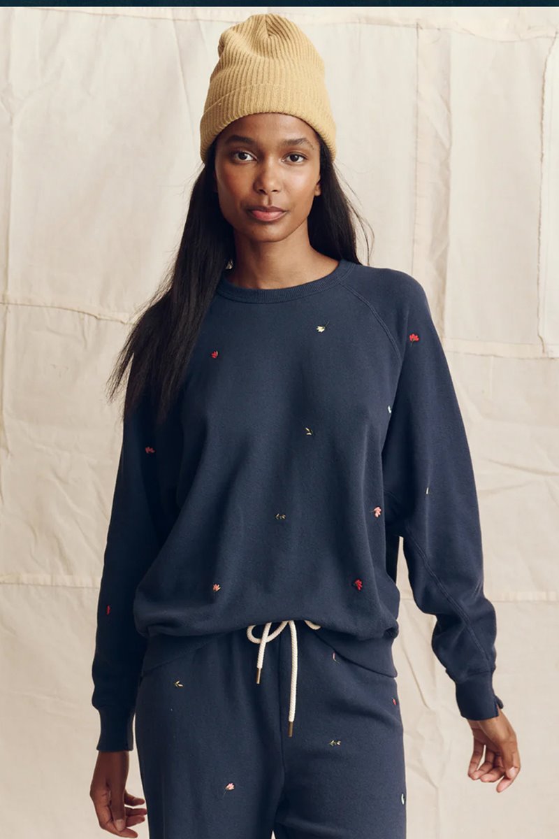 The Great the college sweatshirt embroidered flowers navy