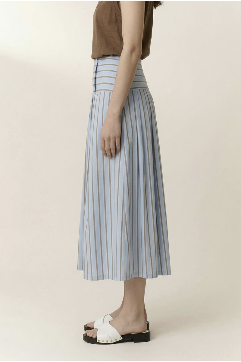 Leon & Harper joyau stripe skirt sky detail
