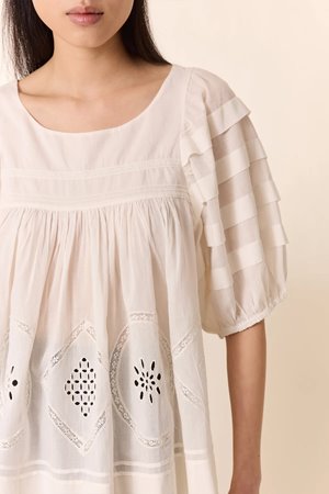 Leon & Harper cindi top white back