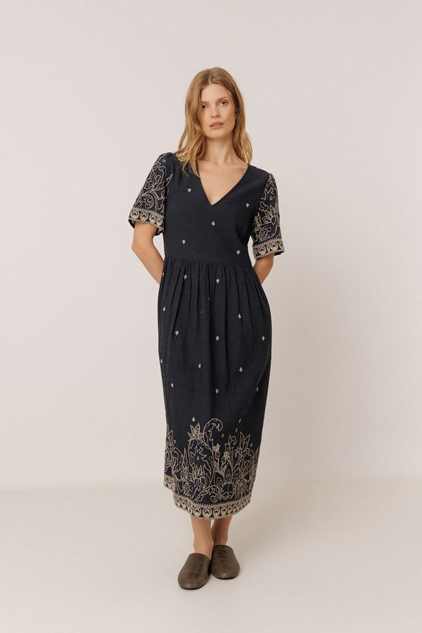 Indi & Cold  Embroidery Dress