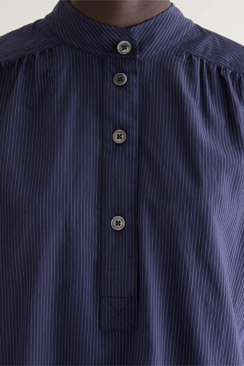 Bellerose pear short sleeve indigo stripe model