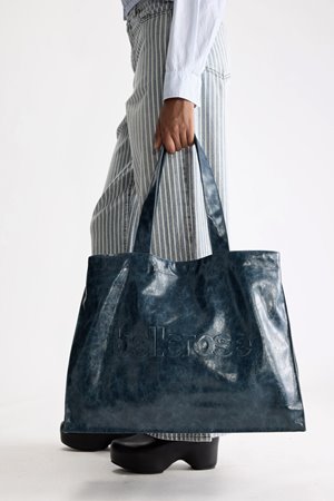 Bellerose hette bag side