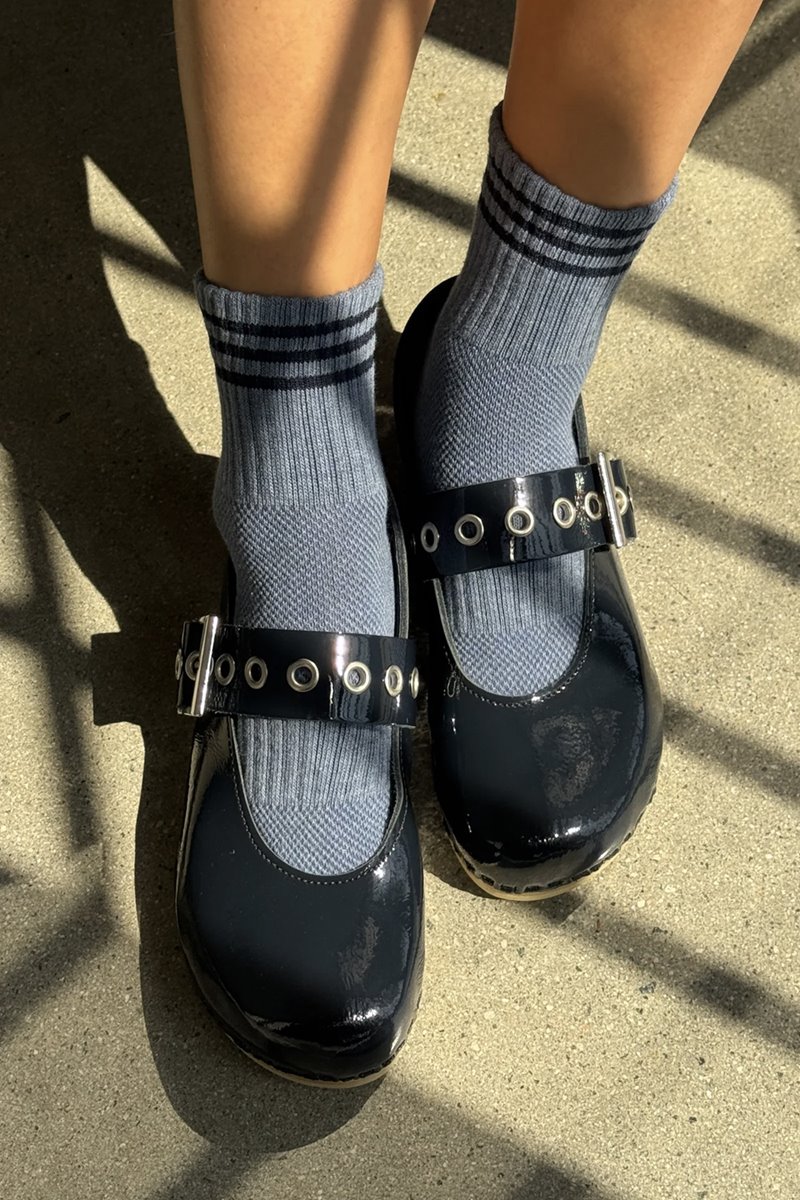 Le Bon Shoppe girlfriend sock indigo back