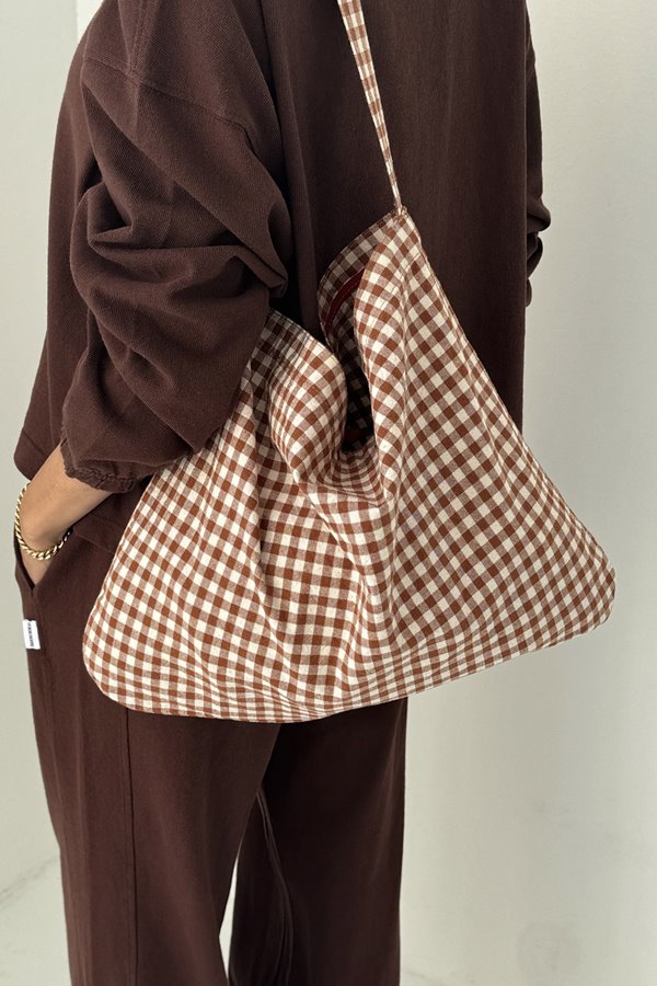 Le Bon Shoppe Happy Carry Bag  Cinnamon Gingham
