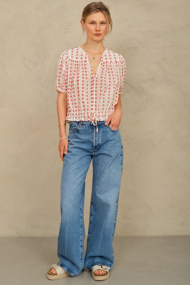 M.A.B.E karla gathered top 