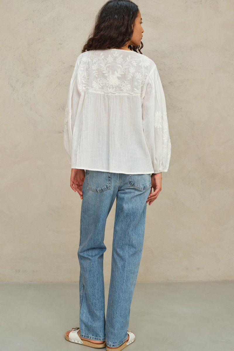 M.A.B.E loren embroidered top ecru  side