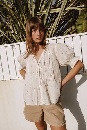 Indi & Cold  print shirt back