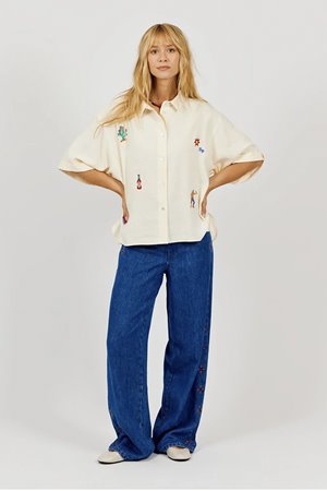 A.P  embroidery shirt cream detail