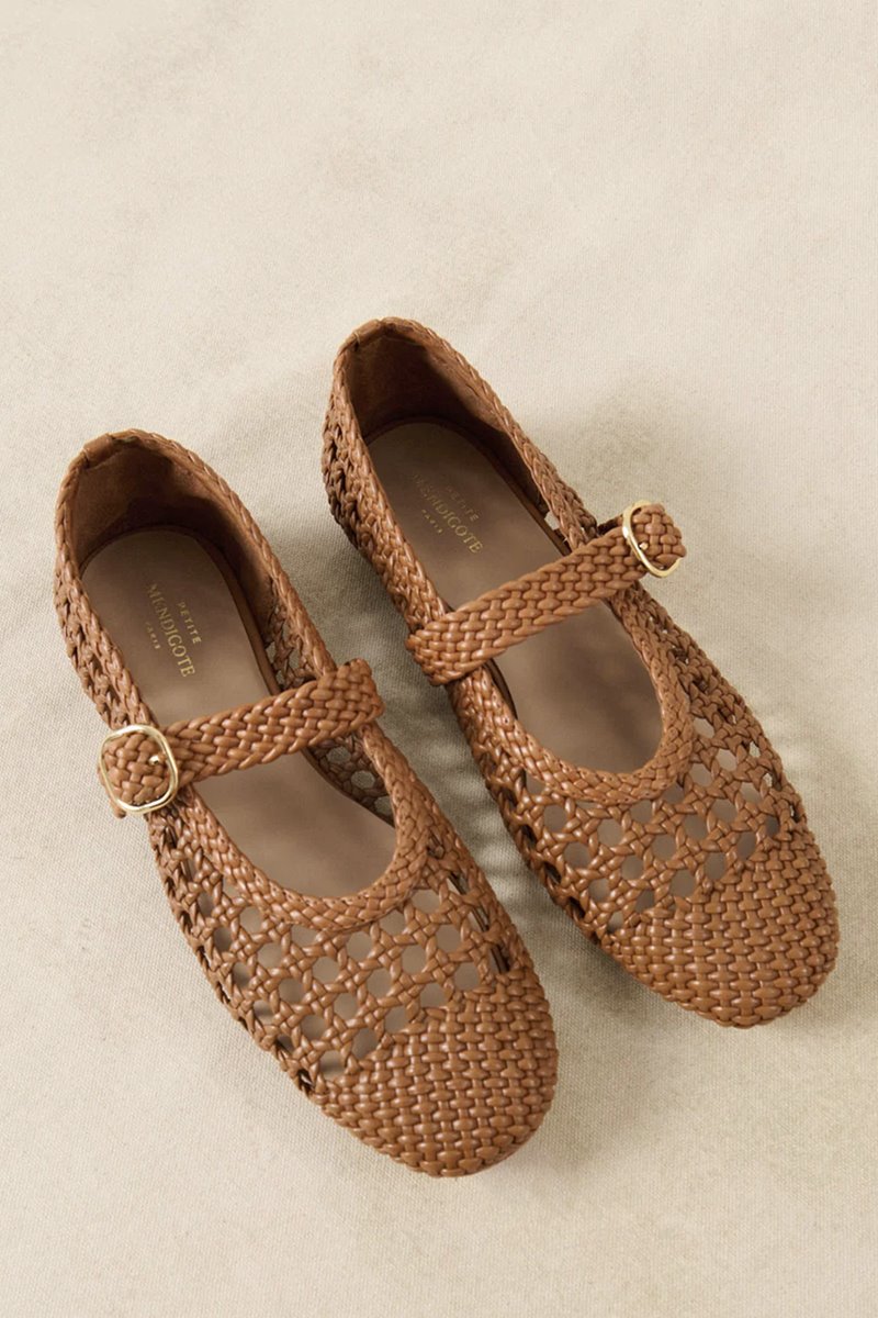 Petite Mendigote carlita ballerina camel back