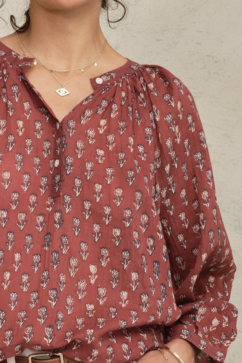 M.A.B.E arli print top berry back