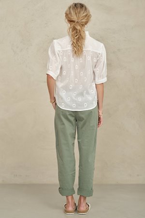 M.A.B.E frani embroidered shirt white side