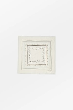 Skall Studio floral small scarf cream back