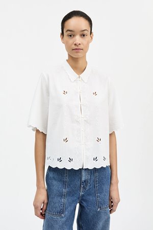 Skall Studio fleurie shirt optic white