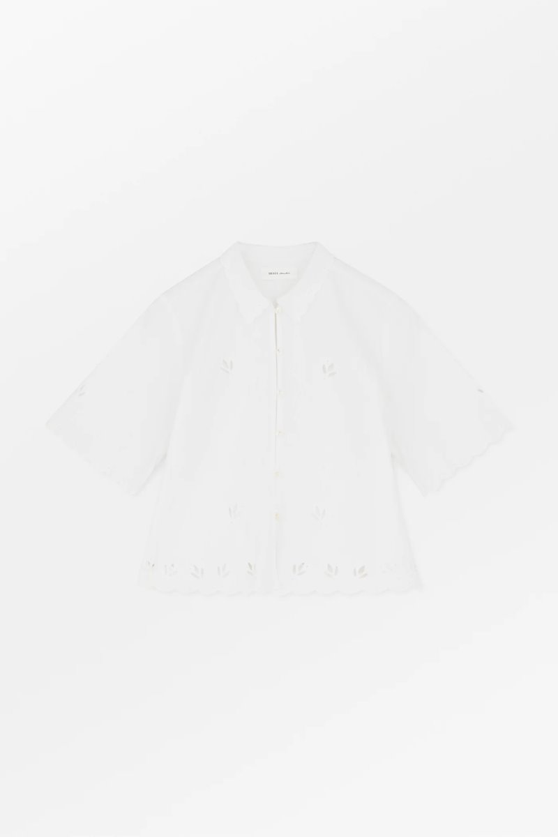 Skall Studio fleurie shirt optic white side