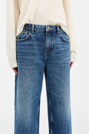 Skall Studio taylor cropped jeans  slouchy blue back