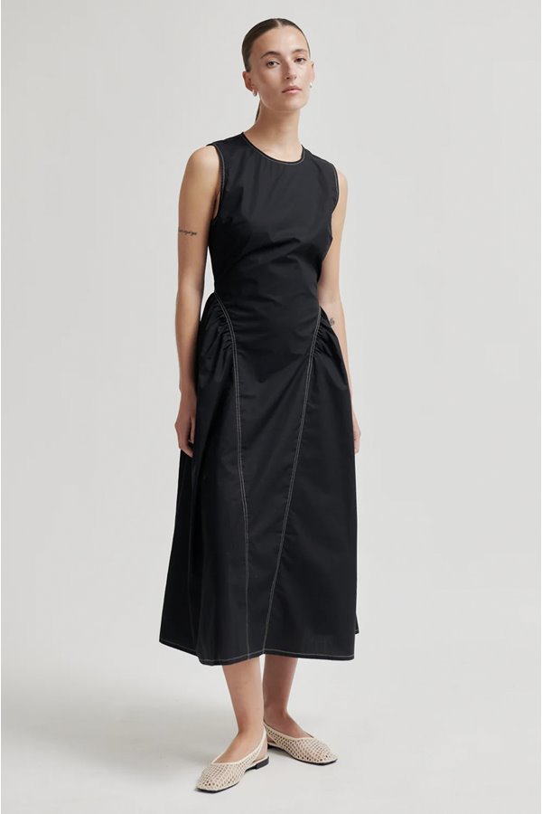 Second Female Larkini Sculptured Dress Black 