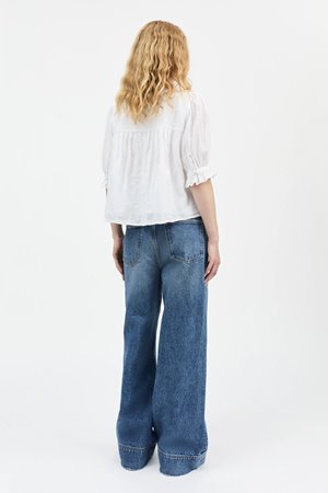 Skall Studio clea blouse  side