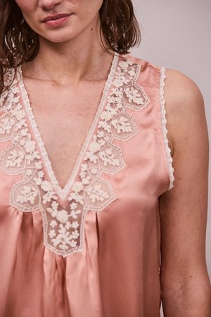 Faune gracie cami vintage rose back