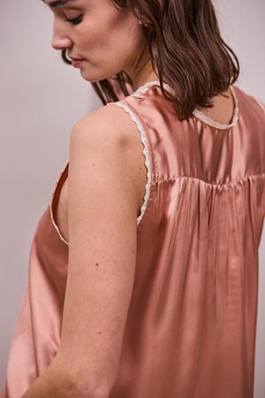 Faune gracie cami vintage rose detail