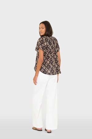 Xirena  nixon pant white side